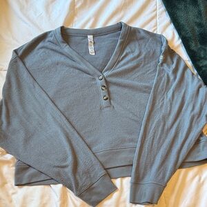 ALO Yoga Gray Button-Up V-Neck Top